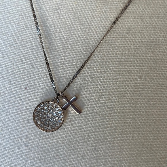 Beautiful Charming Charlie rose gold tone cross necklace - Picture 2 of 5